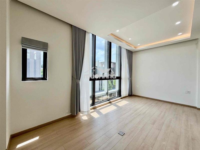 Nhà phố the orchard 4pn giá 37 triệu/tháng