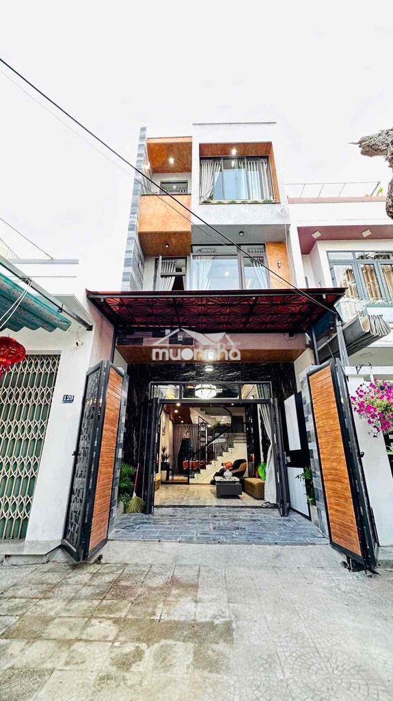 Nhà đẹp 3 tầng mặt tiền nguyễn huy tự - hoà minh