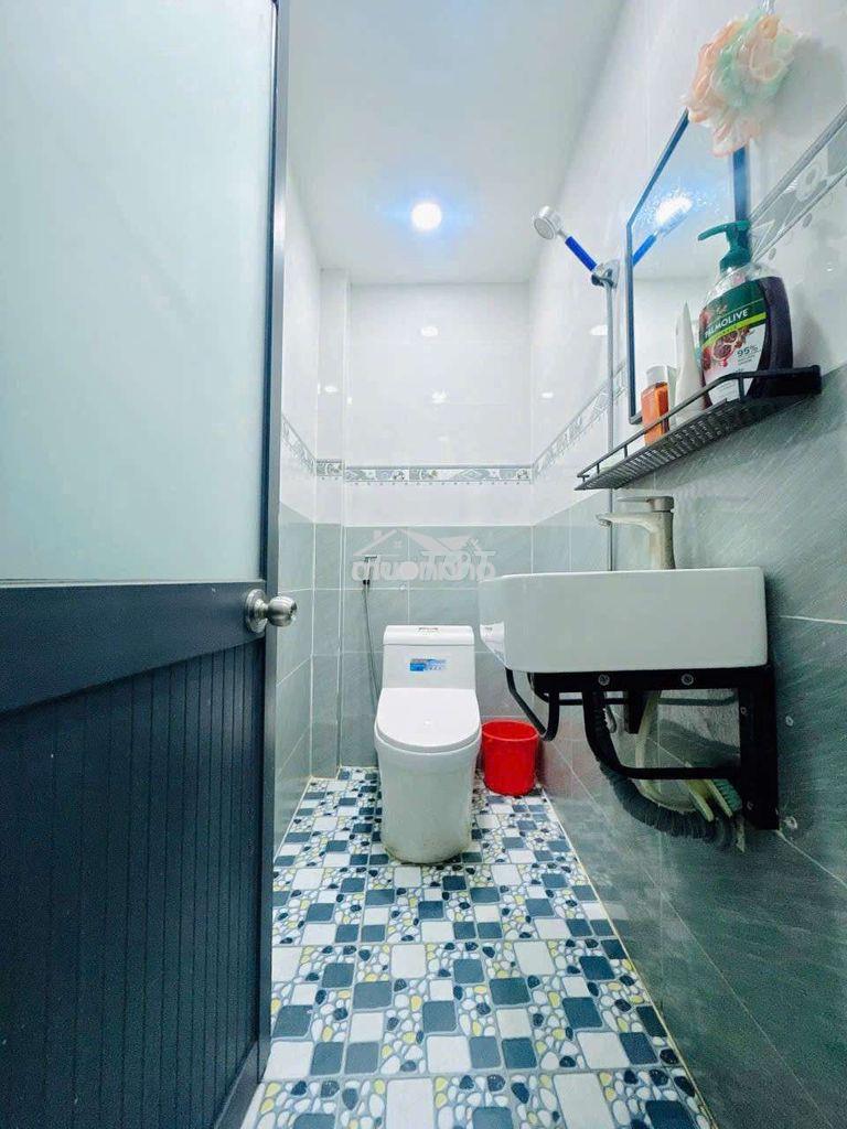 Nhà đẹp 2 lầu hẻm ba gác  - 3