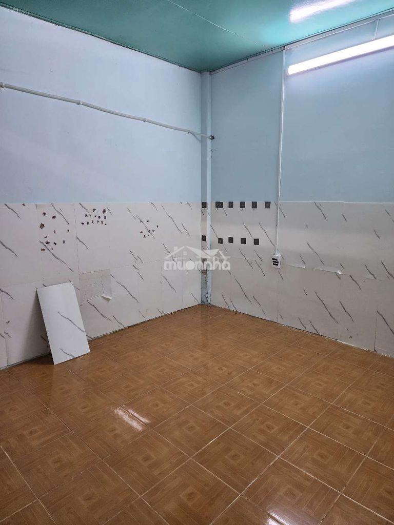 Cho thue nhà thống nhất 2pn. 1wc - 3
