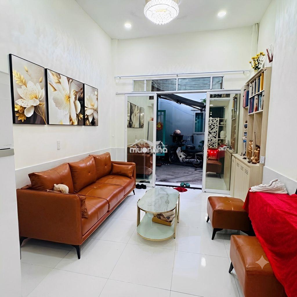 Cho thuê nhà full nội thất cao cấp - 70m2 đường huỳnh tịnh của quận 3 - 3