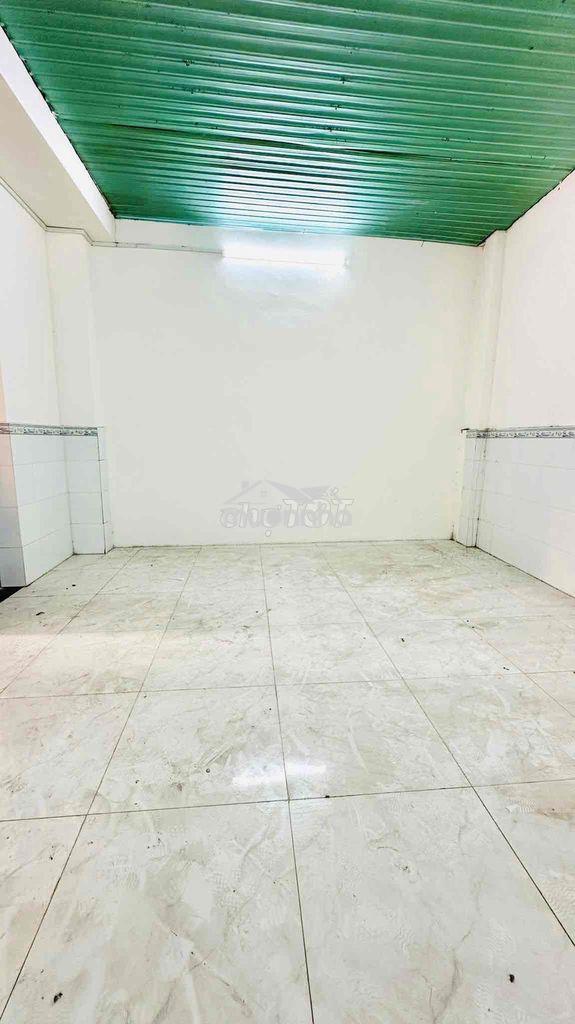 Nhà giá rẻ bà điểm 110m2 ô tô đậu cửa , giá 3 tỷ x , sổ hồng trao tay - 4