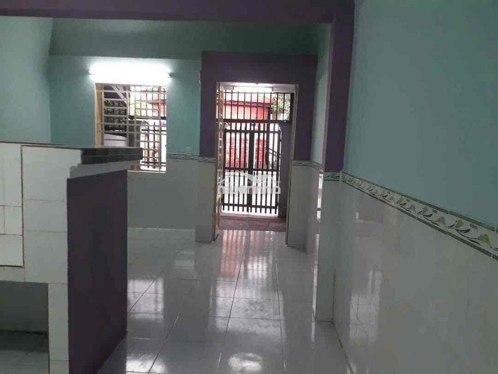 Nhà phú thọ đường oto chỉ 4tr/th - 2