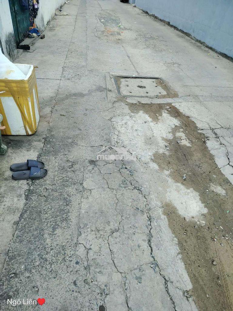 Nhà thuê gần chợ bà điểm - 2