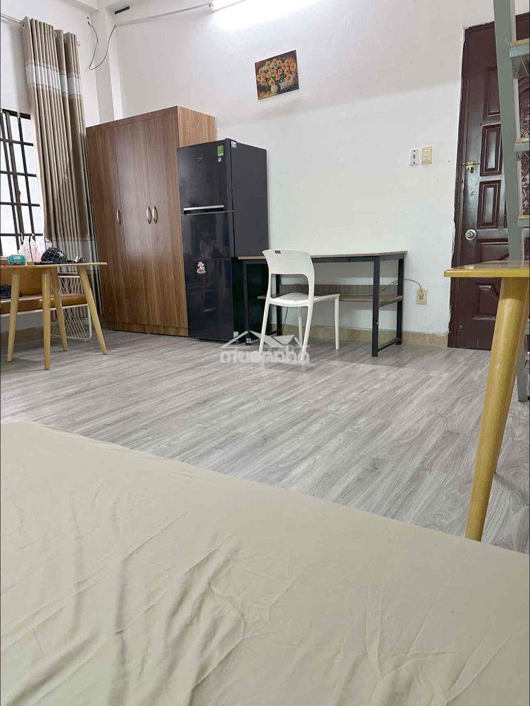 Chính chủ cho thuê căn hộ tiện nghi ngay phan xích long ở ngay giá rẻ - 4