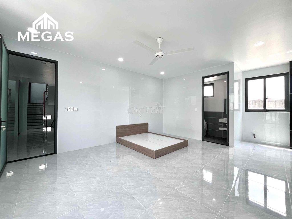 Chdv mới 100%, sẵn nội thất, có ban công, diện tích 40m2 - 2
