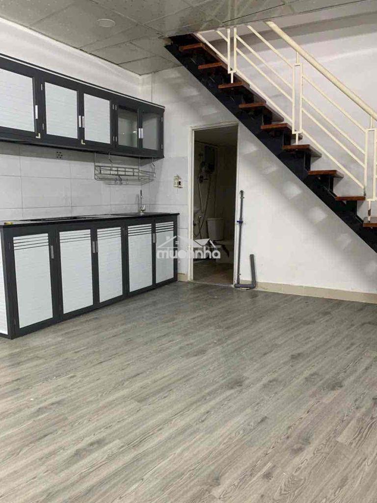 Cho thuê nhà nguyên căn 4pn đường nguyễn tri phương quận 10