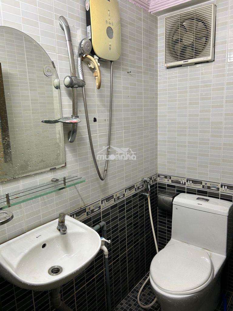 Nhà hẻm lê hồng phong, trệt 2 lầu st, 3pn 2wc, 3x10m, 13tr - 4