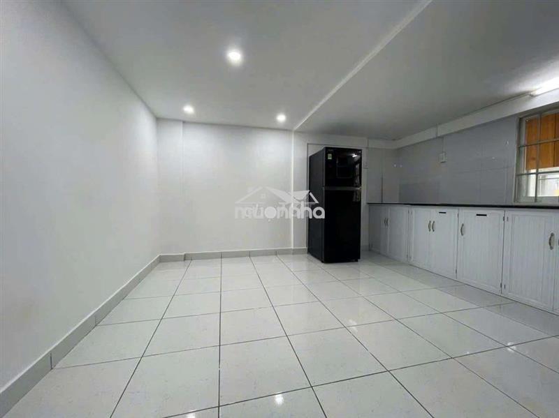 Nhà định hòa, lầu 3 sổ hồng : 120 triệu,  còn góp 20 năm:  400 triệu