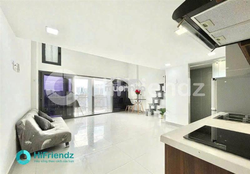 Cho thuê căn hộ dịch vụ duplex 40m2 quận gần kcx tân thuận, ntt, ufm