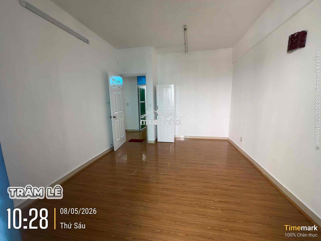 Bán gấp chcc nhất lan 3 , hỗ trợ quỹ hof , 2tỷ300- 62m2 , gọi em trâm - 2