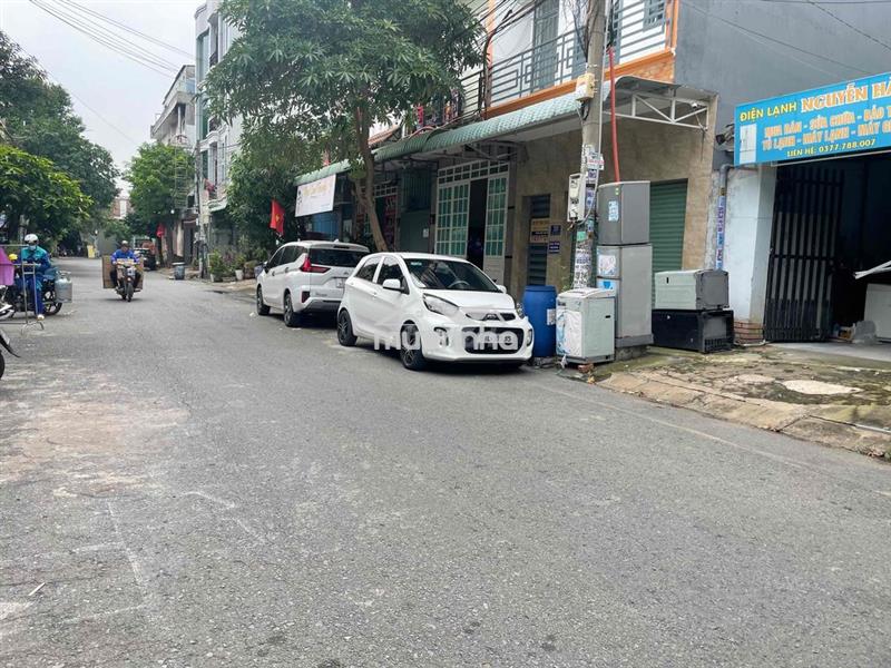 Bán chdv dòng tiền 32 triệu tháng ở dĩ an hcm