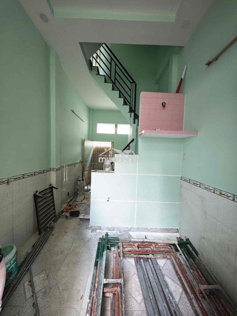 Cho thuê nhà- 2 lầu- 3pn+ 2wc- hẻm xe hơi- nvl,q6- 7tr - 2