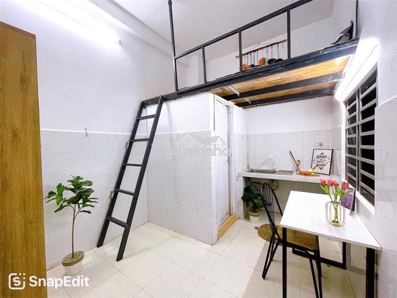 Cho thuê phòng có gác giá siêu rẻ ngay thoại ngọc hầu-đại học văn hiến