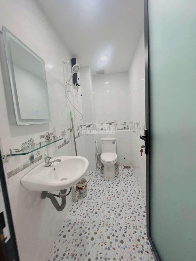 Hiệp bình -nhà đẹp hxh ngay phạm văn đồng  60m2_  chỉ 6.58 tỷ - 4