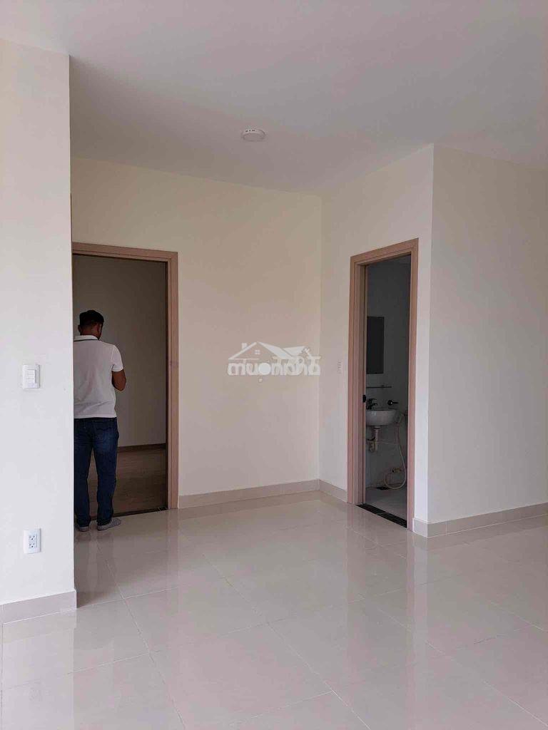 Căn hộ 50m2. sổ hồng riêng. ngay aeon mall bình tân. cho thuê 7tr