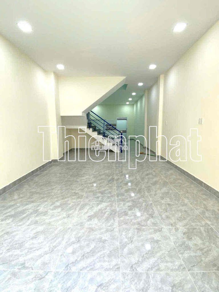 Nguyên căn hẻm ba gác trần xuân soạn 240m2