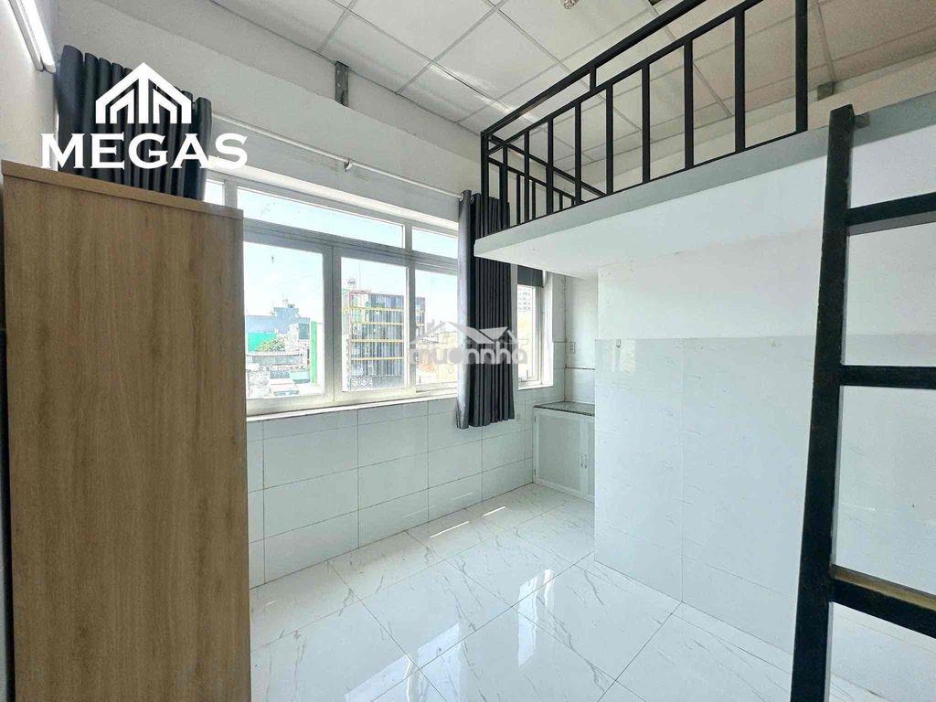 Phòng trọ giá rẻ view kính - cửa sổ trời, thang may gần đh văn hiến 3p - 3