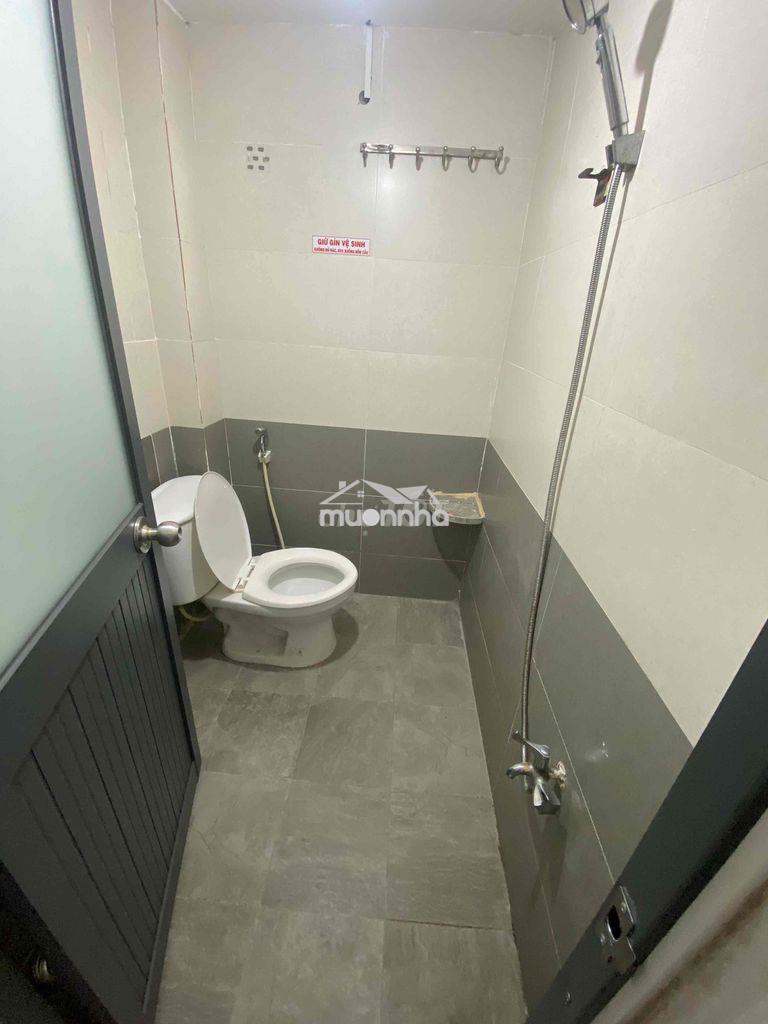 Phòng trọ có gác hẻm huỳnh tấn phát - 3