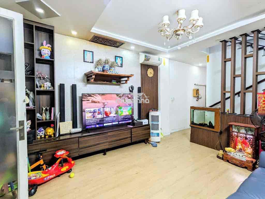 Ngay chợ tân trụ  44 m2 4 tỷ hơn 3 phòng hẻm oto - 2