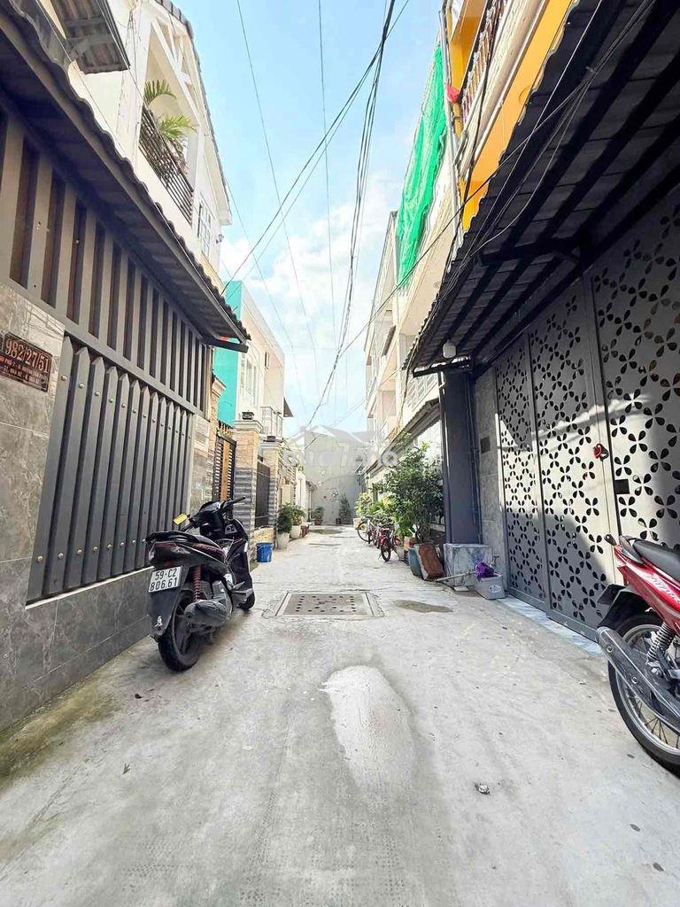 Chính chủ cần bán nhà hẻm 1982/27/51 huỳnh tấn phát, thị trấn nhà bè.