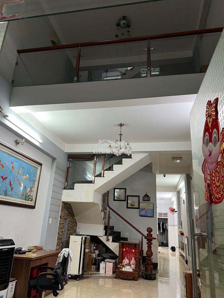 Cho thuê nhà mtnb p. tây thạnh, tân phú. dt: 4x25m. giá 25tr