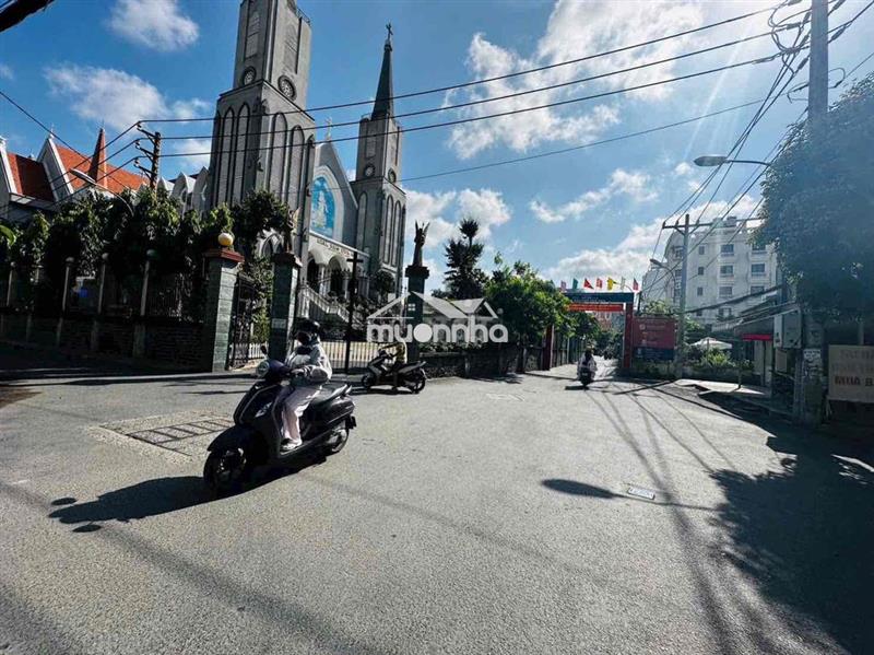 Bán nhà đường dương quảng hàm gần đại học văn lang, gx bắc hải