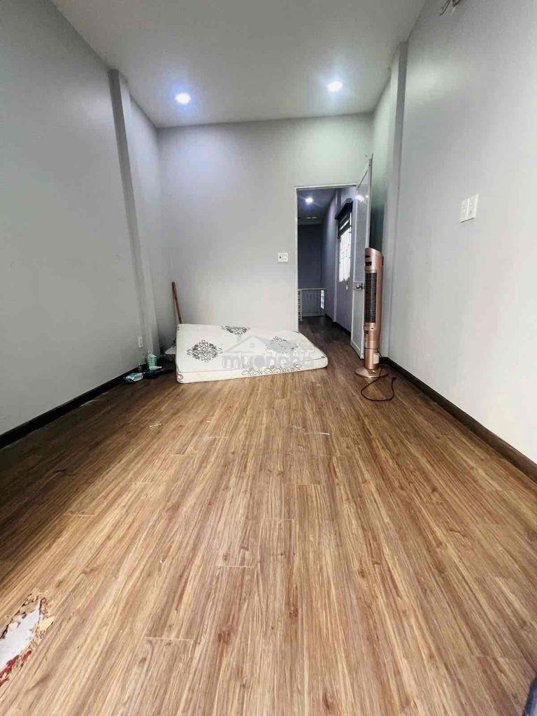 Hẻm xe hơi gần mt nguyễn cảnh chân quận 1 31m2 3 tầng - 7 tỷ 5 - 3