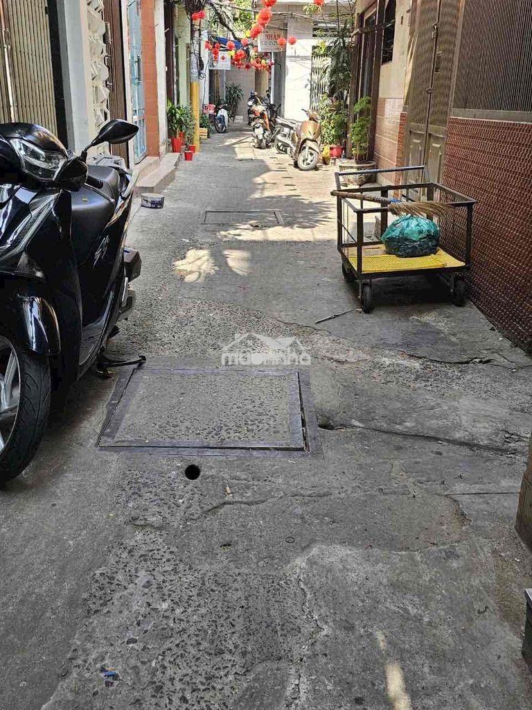 Nhà nguyên căn ngay đường điện biên phủ q3-giá rẻ