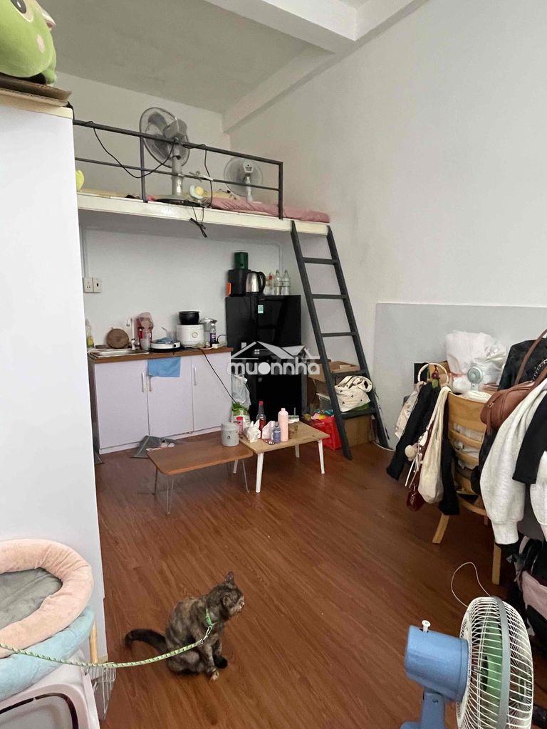 Tìm bạn nữ ở ghép
