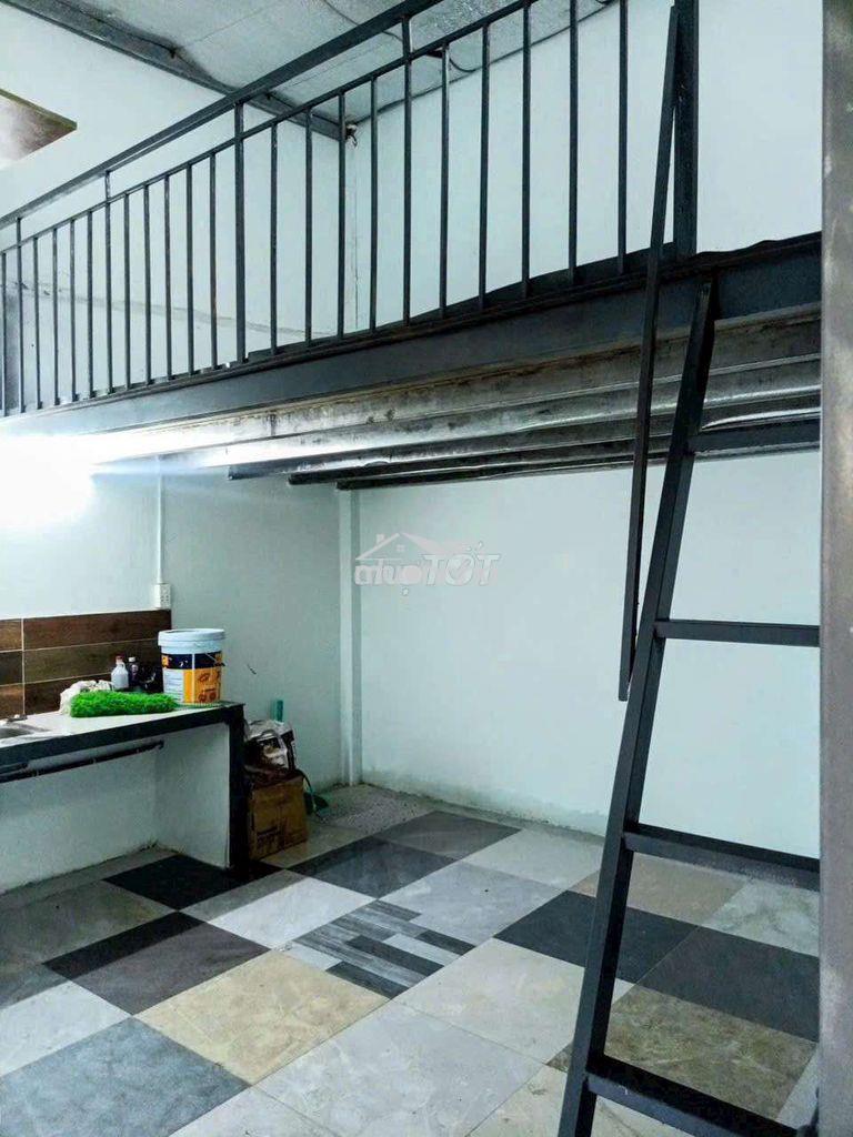 Nhà tân thới hiệp 6 q12 dt 5x6m đúc lững