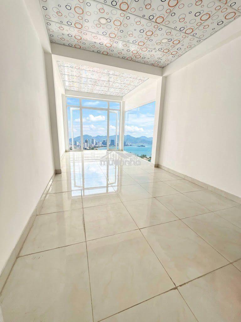 Bán nhà hẻm 4m, đường nam kỳ khởi nghĩa quận 3🔸dt: 3.5x18.5m🔸4 tầng - 4