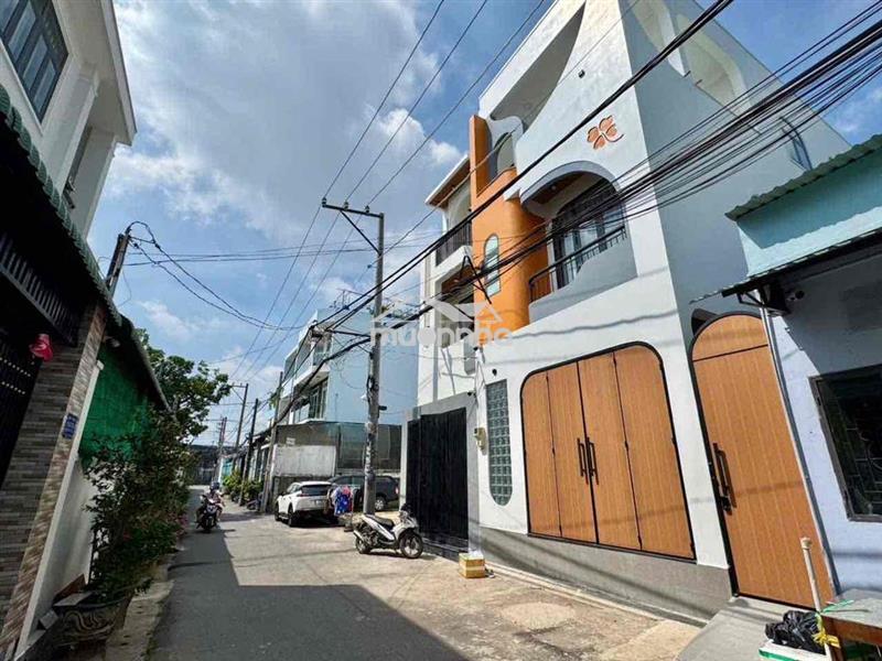 Bán 68m2 đất thổ cư, đường xe hơi né nhau, giá chỉ 3,99 tỷ