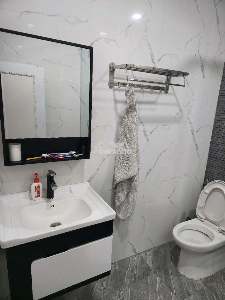 Cần nhượng lại phòng đang thuê còn nửa tháng nhà - 4
