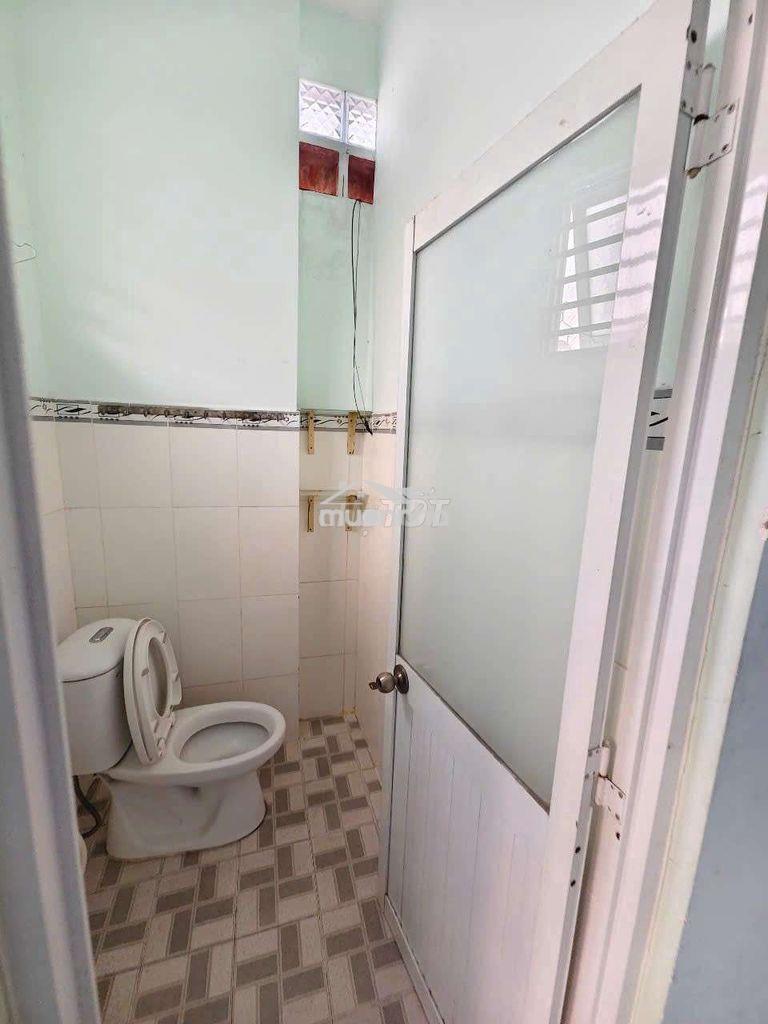 Cho thuê nhà hẽm 994 huỳnh tấn phát - 4