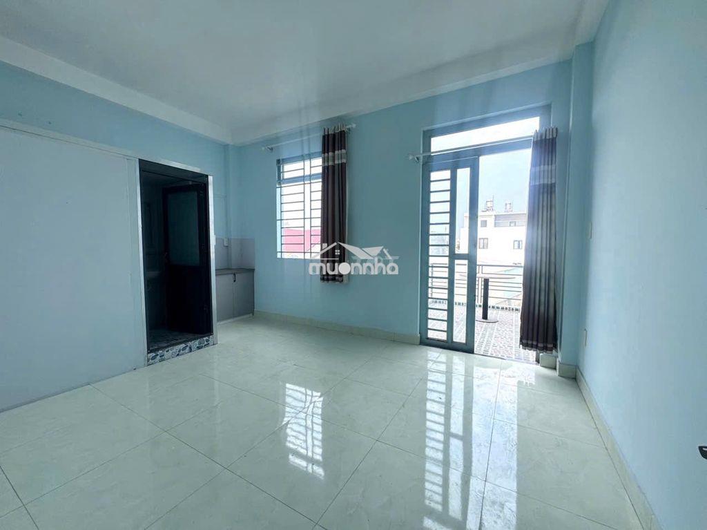 Tôi cần cho thuê phòng ban công và phòng full nội thất 50m2 - Ảnh 2