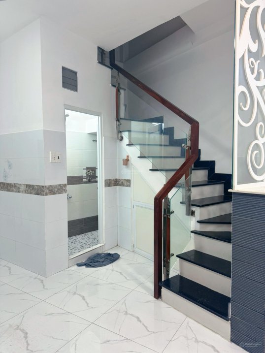Bán nhà mới hẻm 4m nguyễn thanh tuyền - kế bên ks đệ nhất, 3.4x8m [nở hậu 5.5m]. chỉ 5.8 tỷ - 3