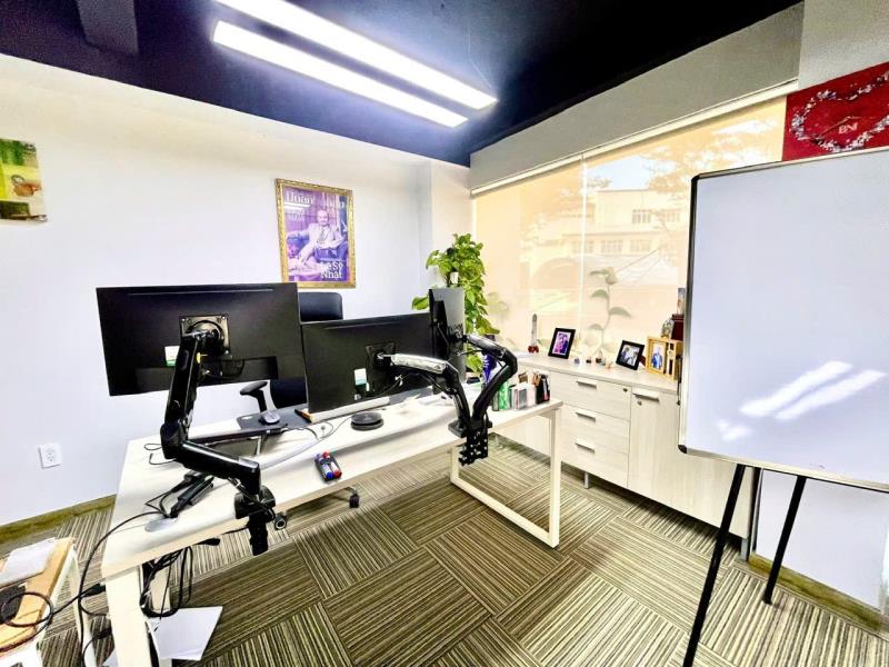 Cho thuê mb văn phòng kinh doanh ngay vòng xoay trung sơn - đường số 3 gồm 1 trệt + 1 lầu dt lên đến 200m2 có tách lẻ lầu - 3