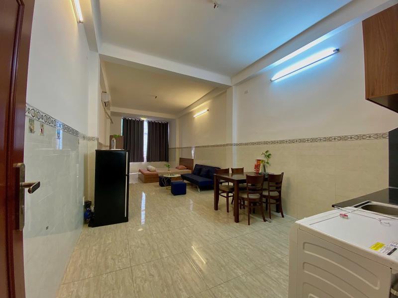 Studio mặt tiền bạch đằng - tách bếp, cửa sổ lớn - 2