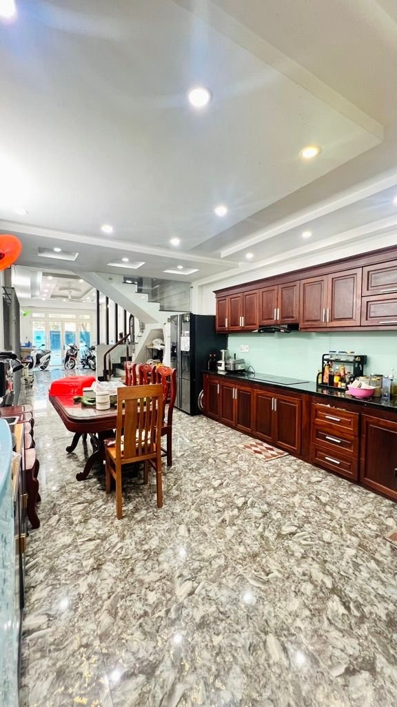 Mặt tiền lê thúc hoạch - phú thọ hoà - tân phú -dt: 4*19m – 16 tỷ  - 2