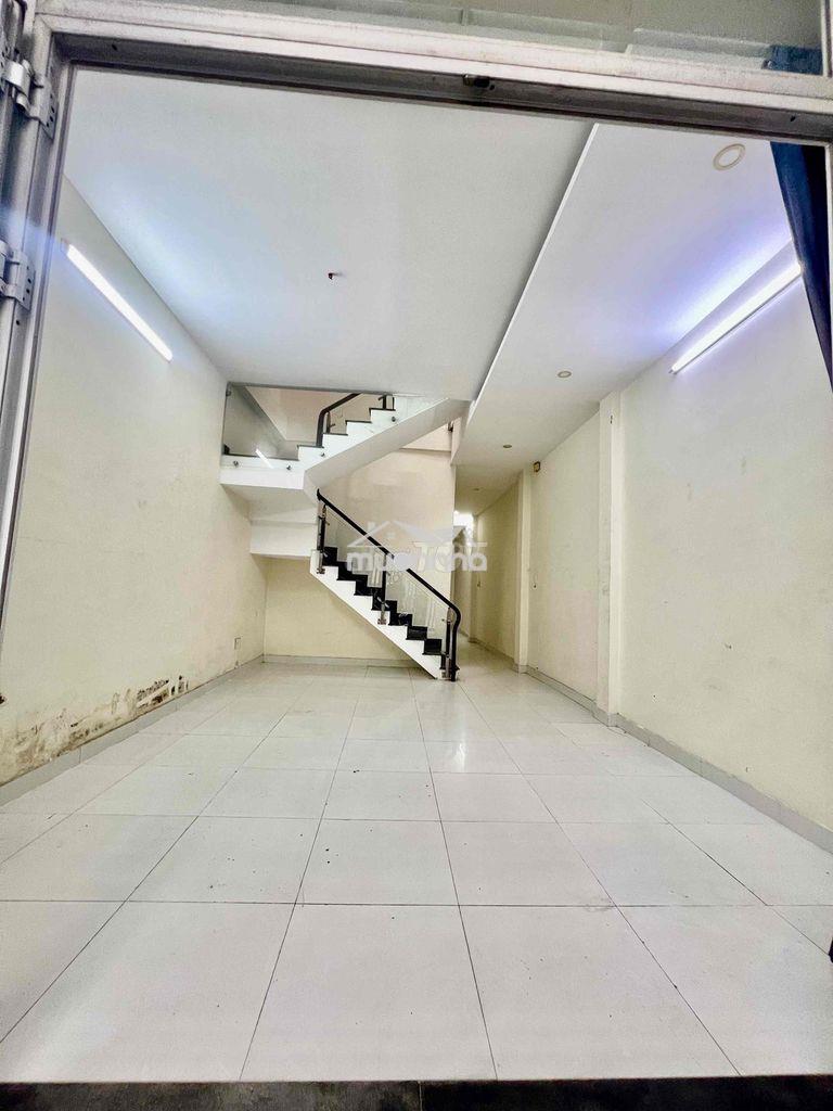 Cho thuê nhà dt 4x21 1trệt 1lầu 3pn 3wc sân xe máy hẻm xe tải - 2
