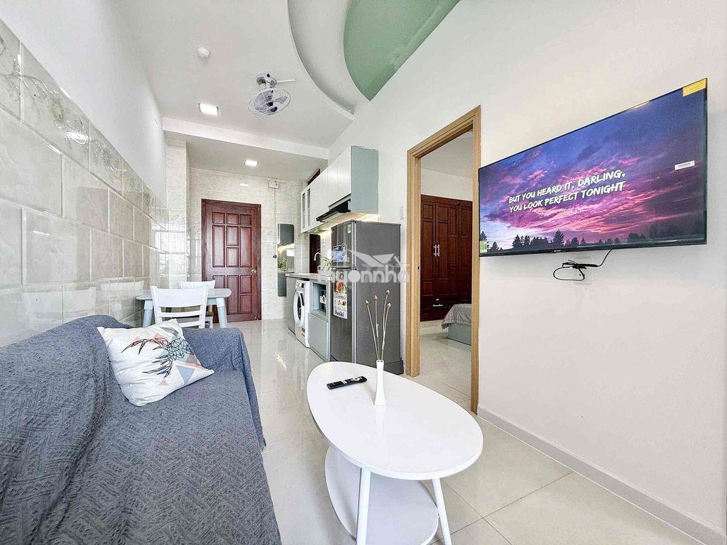 Căn hộ 2 phòng ngủ full nội thất ban công riêng ngay vòng xoay mũi tàu - Ảnh 2