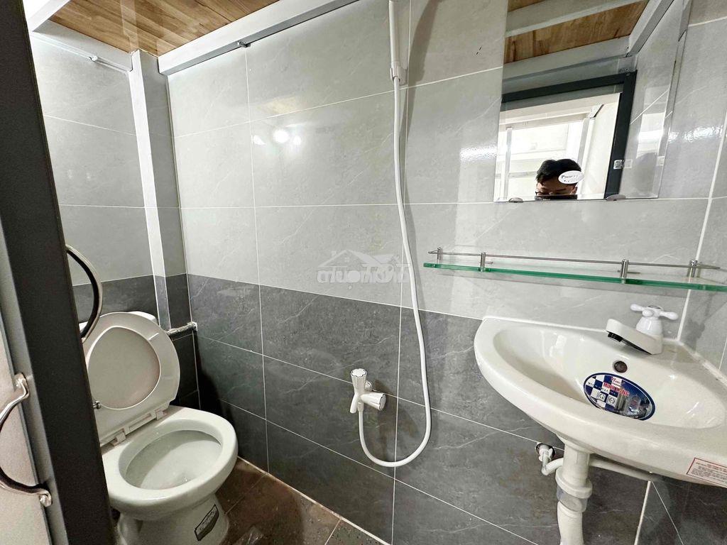 Phòng mới xây ban công cửa sổ giá sinh viên ngay lê đức thọ🔥 - Ảnh 4