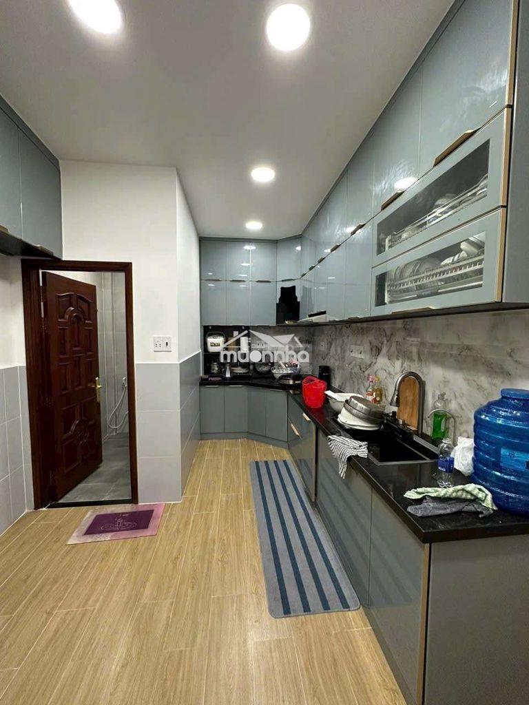 Cho thuê nhà 1/lê văn quới - 3 tầng - 14trieu - 4pn - có nội thất - 3