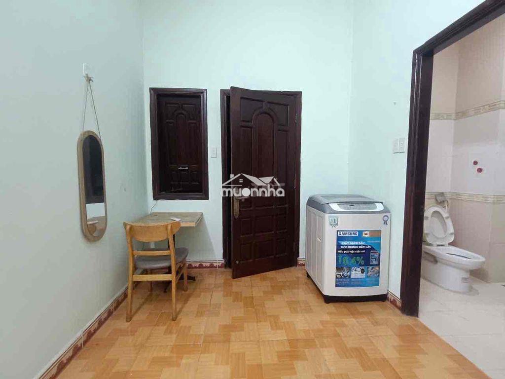 Ngay đại học ngân hàng- hoàng diệu 2 phòng đầy đủ nội thất - 4