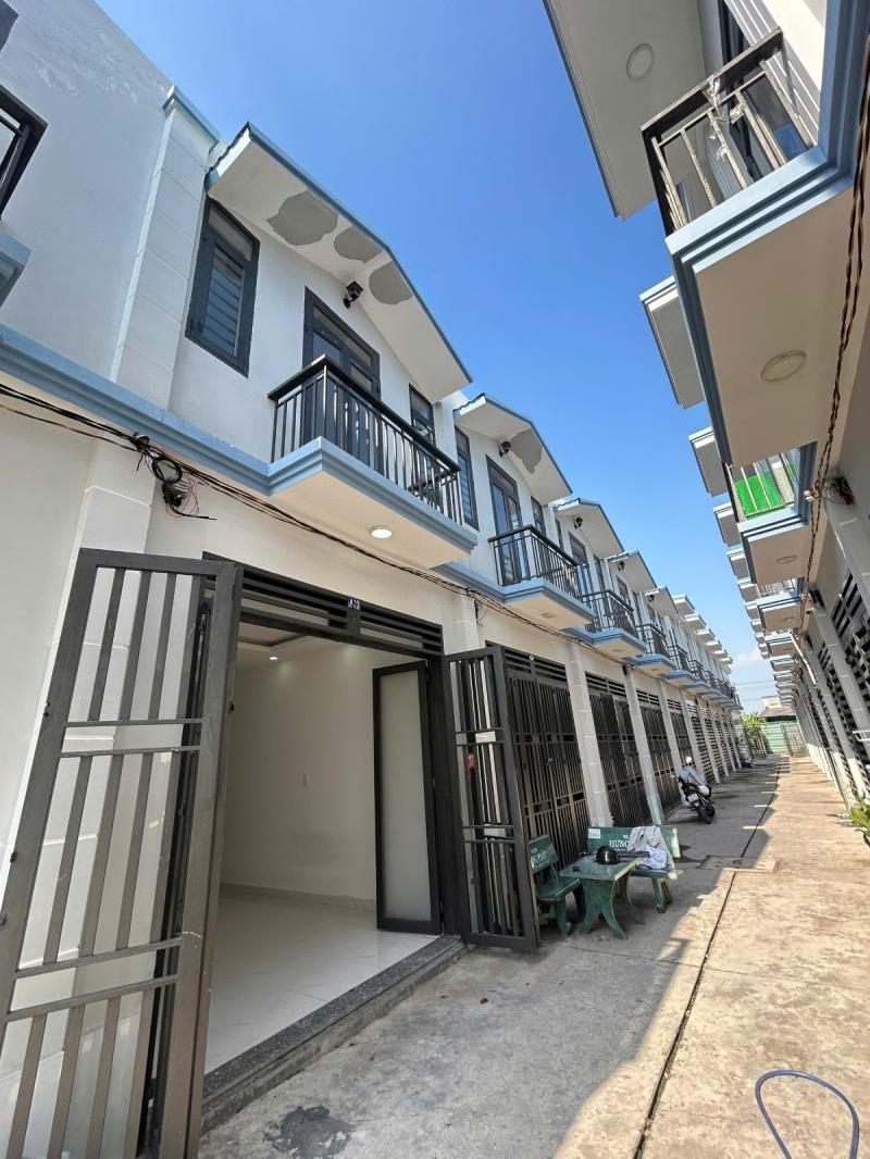 Bán nhà gần chợ 4x8m - giá 500 - 2