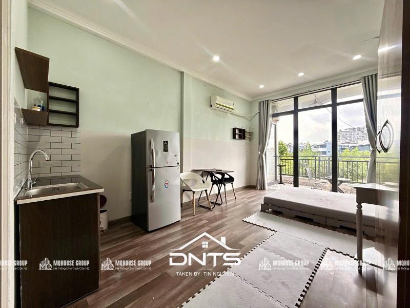 Căn hộ bancony gần trường đh kinh tế isb, chợ tân định, cầu kiệu q3 - 4