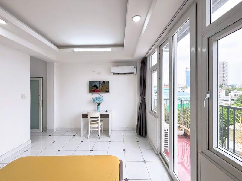 Căn hộ 2 phòng ngủ view đẹp trường chinh giao phan huy ích chỉ 7 triệu - 2