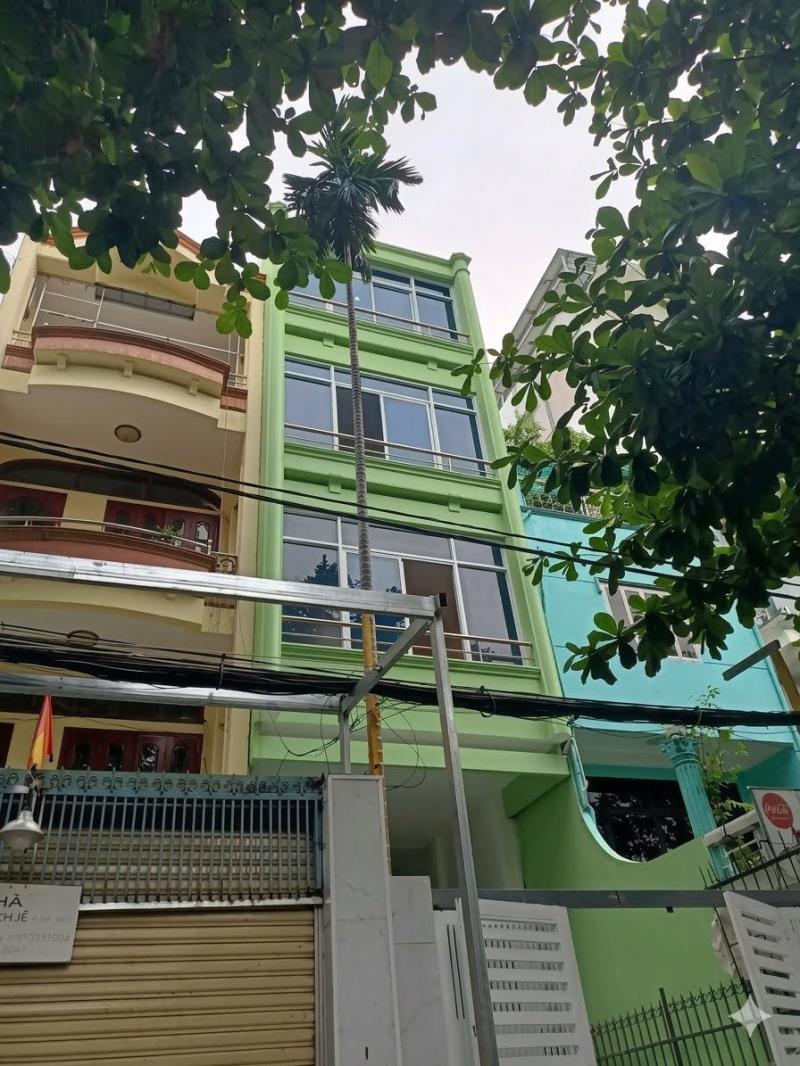 Bán nhà mặt phố d2, đối diện đh hồng bàng