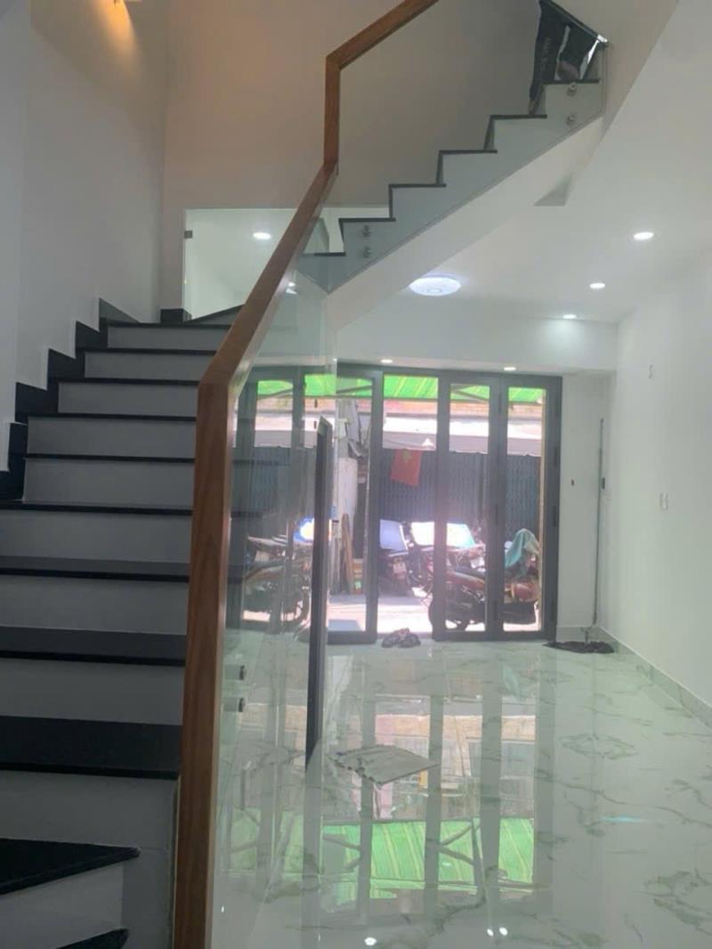 Quận 11 - tạ uyên - hẻm xe hơi - 3 tầng - dt sàn: 91.3m2 - 7 tỷ 3 - 3